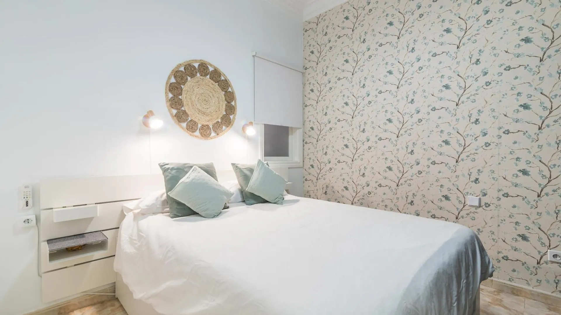 Home2Book Bright&Comfy Apt Near Las Palmas Center